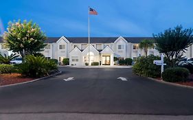 Microtel Inn & Suites by Wyndham Pooler Savannah